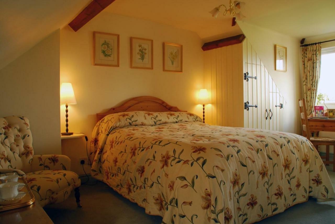 The Yellow House B&B Woodborough  Dış mekan fotoğraf